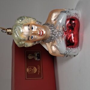 Polonaise "Marilyn Monroe" Glass Ornament